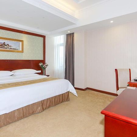 Vienna Hotel Ningbo Ninghai Extérieur photo